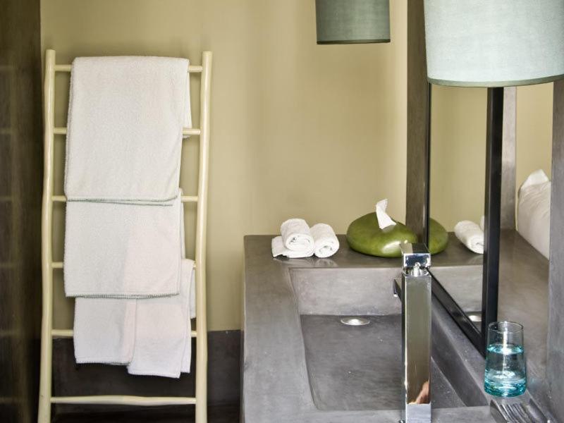 Chapter 5 Double Room